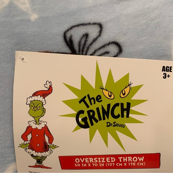 The Grinch 50” x 70” Oversized Plush Throw Grinch Cindy Lou Who Max Tree Gifts - Picture 10 of 10
